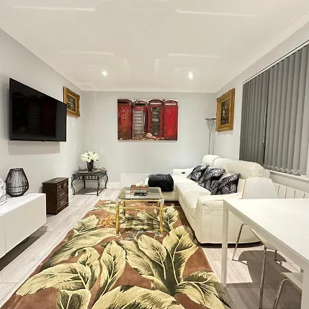 Stylish Central London Apartment